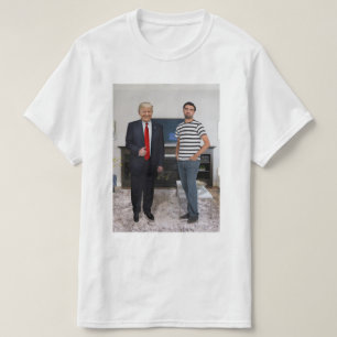 Camiseta Conoció al presidente Donald Trump  Agregar la fot