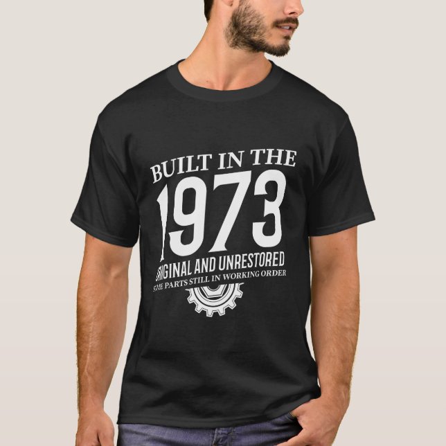 Camiseta Construido En 1973 (Anverso)