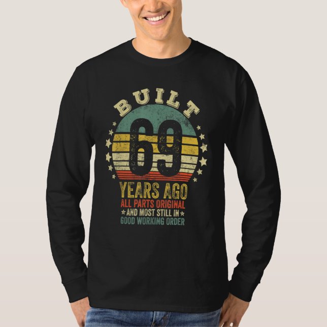 Camiseta Construido Hace 69 Años Todas Las Piezas Original  (Anverso)