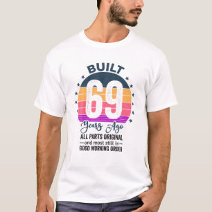 Camiseta Construido Hace 69 Años Todas Las Piezas Original