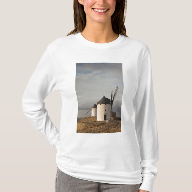 Camiseta Consuegra, molinos de viento antiguos de La Mancha (Anverso)