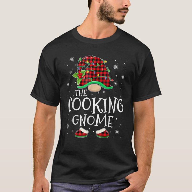 Camiseta Cooking Gnome Red Plaid Matching Family Christmas  (Anverso)