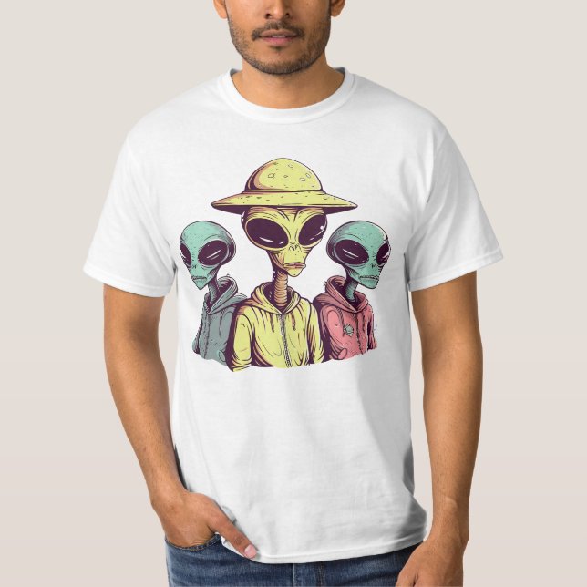 Camiseta Cool Alien Trio Graphic T-Shirt – Retro UFO Street (Anverso)