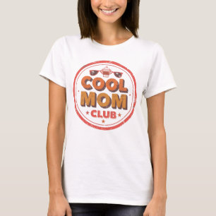 Camiseta Cool Mom Club Logotipo de Insignia Retro