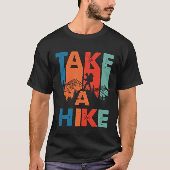 Camiseta Cool Retro Take A Hike Mountain Climber Hiking Tra (Anverso)