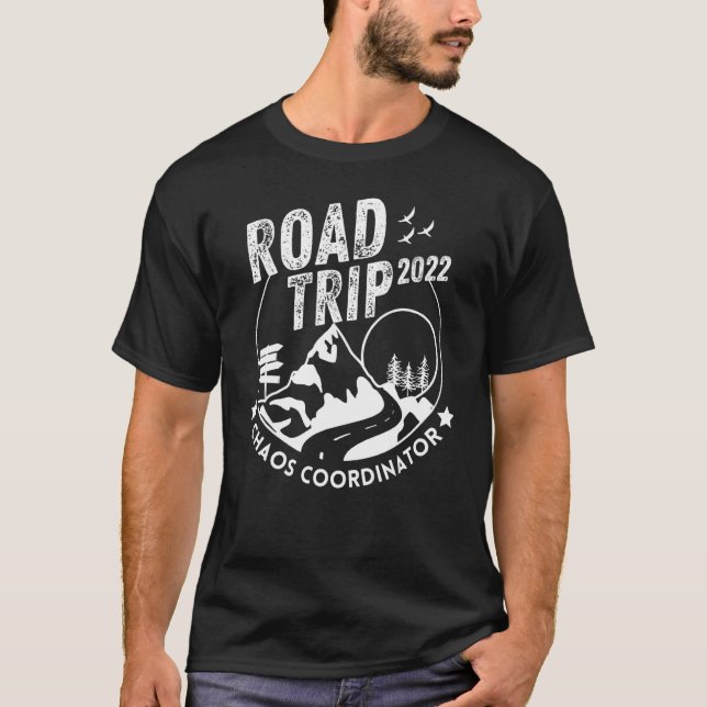 Camiseta Coordinador de Caos de Vacay Family Road Trip 2022 (Anverso)