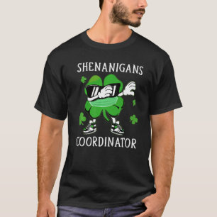 Camiseta Coordinador de Shenanigans Funny Shamrock Mask St 
