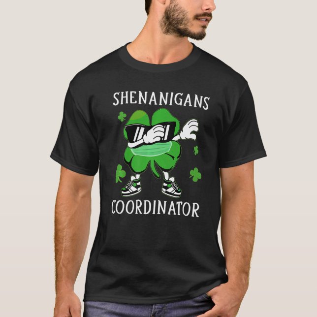 Camiseta Coordinador de Shenanigans Funny Shamrock Mask St  (Anverso)