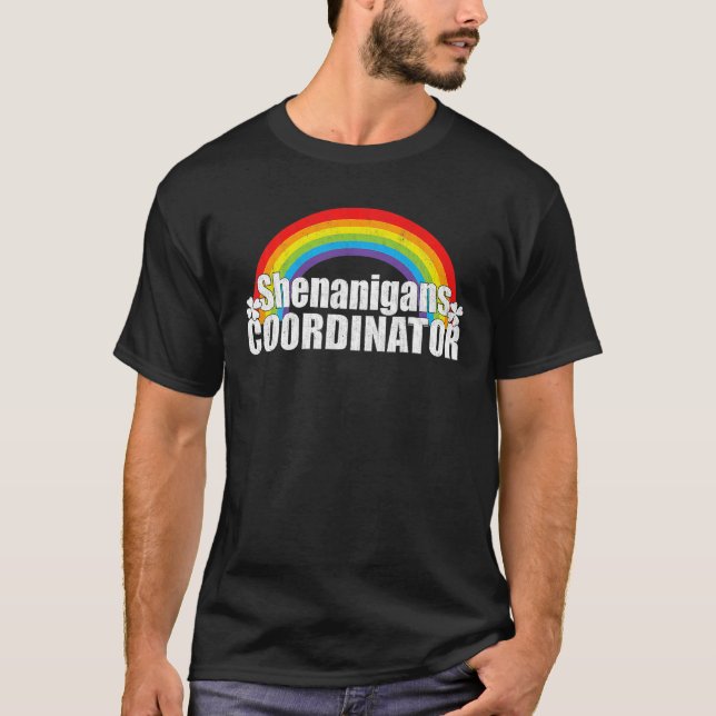 Camiseta Coordinador de Shenanigans Rainbow St Patricks Day (Anverso)