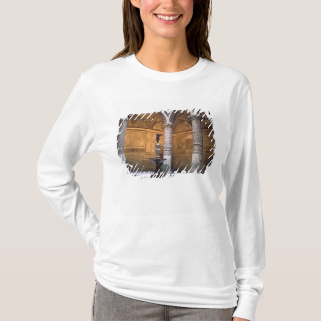 Camiseta Copia de Putto con delfín de Andrea del (Anverso)
