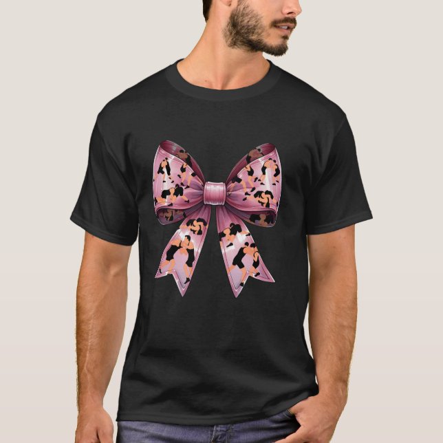 Camiseta Coquette Bow Wrestler Pattern Pink Ribbo (Anverso)