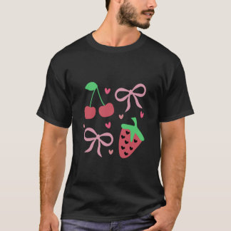 Camiseta Coquette Cuteada Fresas Cerezas y Arados