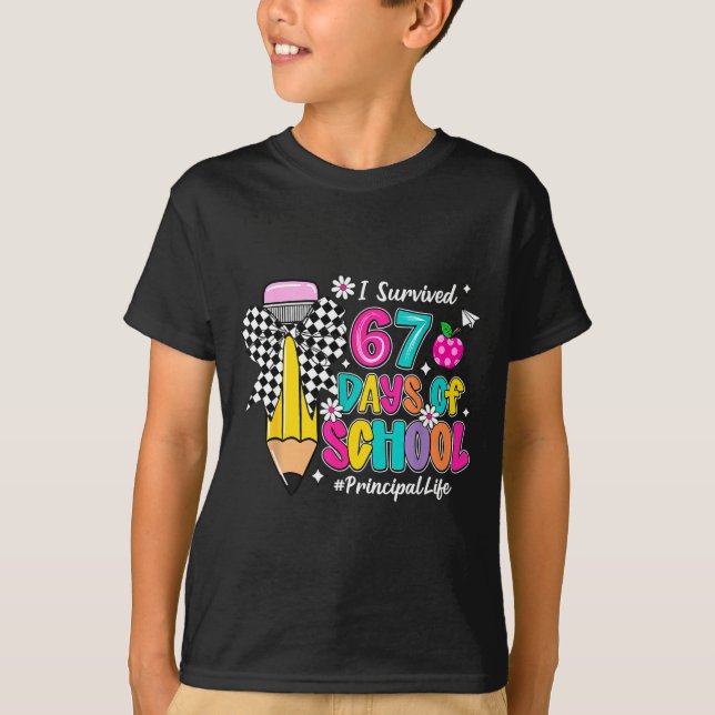 Camiseta Coquette Pencil I Survived 67 Days Of School Princ (Anverso)