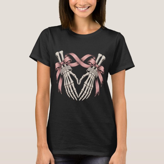 Camiseta Coquette Skeleton Hands Heart Pink Bows Pastel Got (Anverso)
