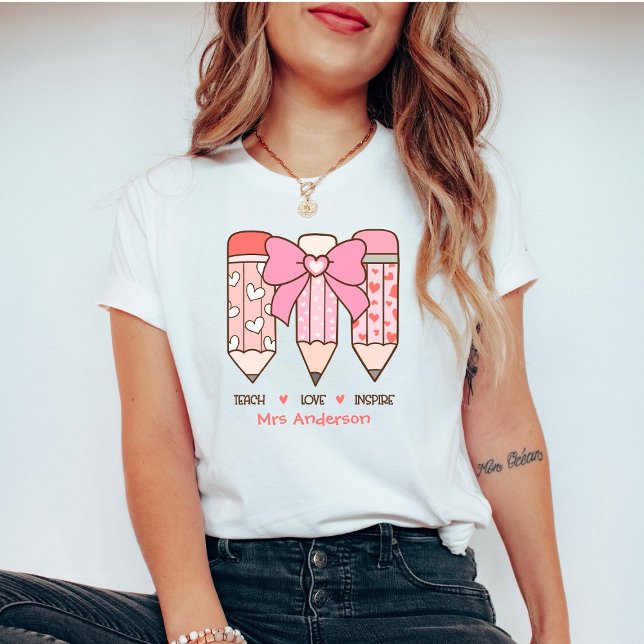 Camiseta Coquette Valentine Teacher Pencils Personalized (Subido por el creador)