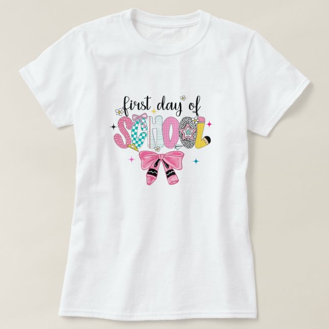 Camiseta Coquettish first day of school T-shirt (Diseño del anverso)