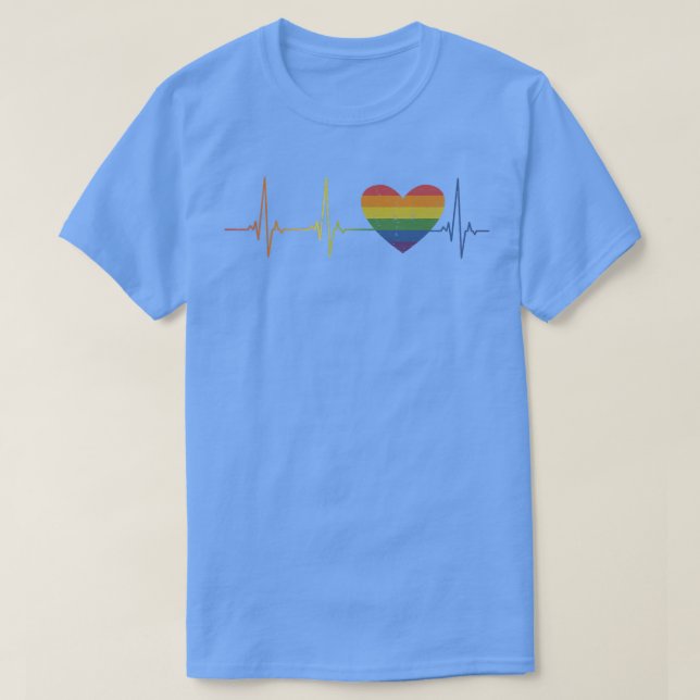 Camiseta Corazón arcoiris con latido de corazón para el mes (Diseño del anverso)
