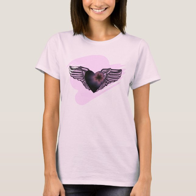 Camiseta Corazón con alas (Anverso)
