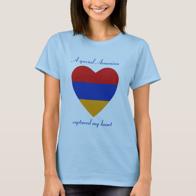 Camiseta Corazón con Bandera de Armenia (Anverso)