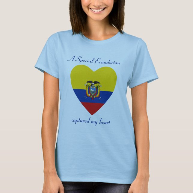 Camiseta Corazón con Bandera de Ecuador (Anverso)