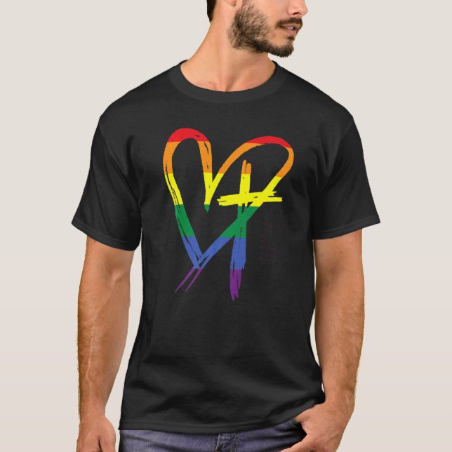 Camiseta Corazón cruza Lgbt Orgullo Gay Fe Arcoiris Cristia (Anverso)
