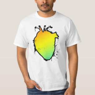 Camiseta corazón de arco iris