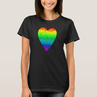 Camiseta Corazón de arcoiris suave y colorido