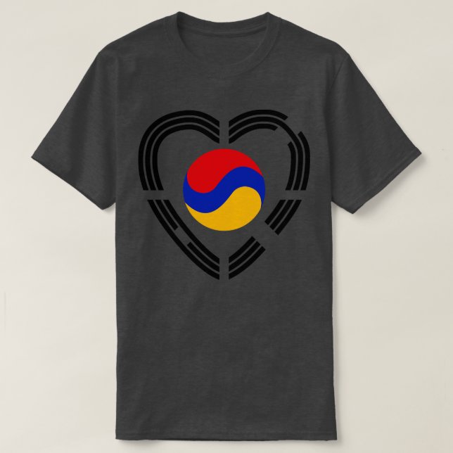 Camiseta Corazón de bandera patriota multinacional armenia  (Diseño del anverso)