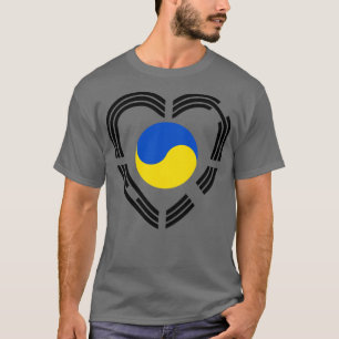 Camiseta Corazón de bandera patriota multinacional ucranian