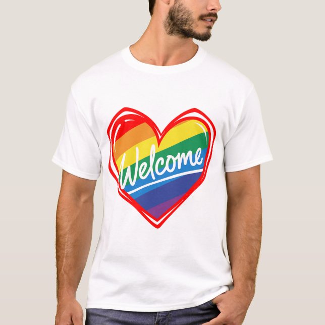 Camiseta Corazón de Bienvenida Arcoíris (Anverso)