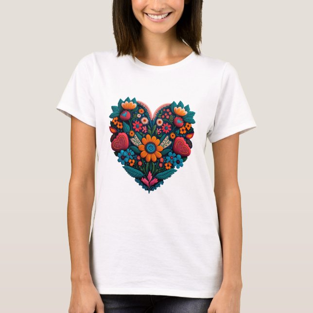 Camiseta Corazón de flores de inspiración ucraniana (Anverso)