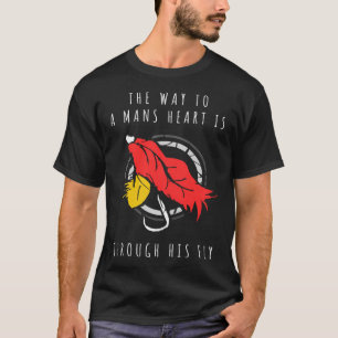 Camiseta Corazón de hombre divertido a través de pez de pun