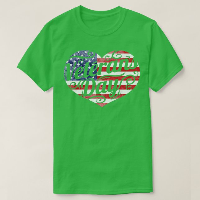 Camiseta Corazón de la bandera estadounidense para los vete (Diseño del anverso)