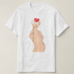 Camiseta Corazón de Mano con Dedos