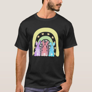 Camiseta Corazón de Semana Santa Corazón Arcoiris Conejo de