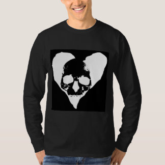 Camiseta corazón del cráneo