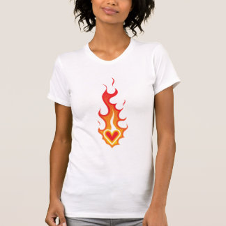 Camiseta Corazón en tatuaje del fuego