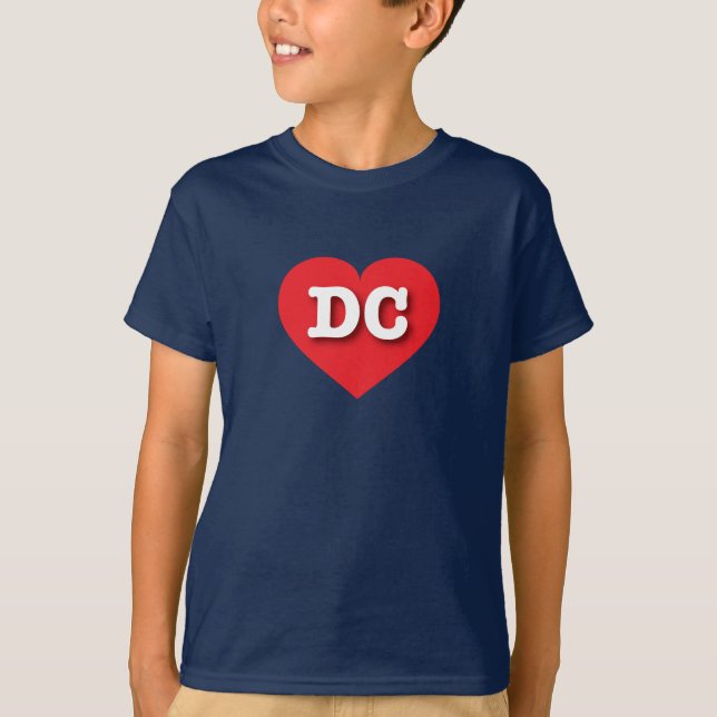 Camiseta Corazón Rojo DC - Amo DC (Anverso)