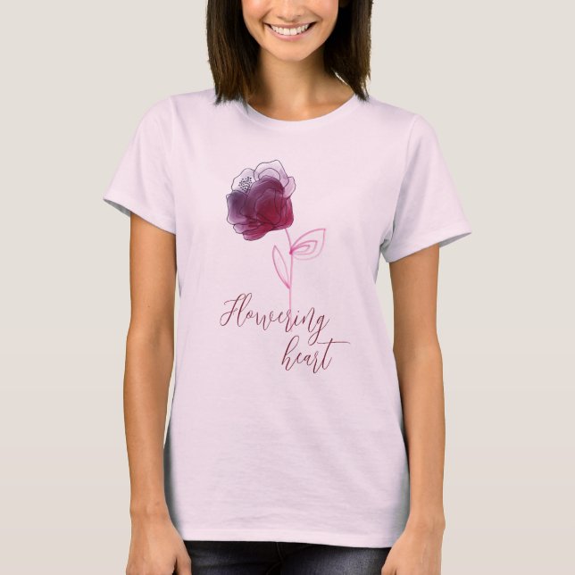 Camiseta Corazón rojo floreciente (Anverso)