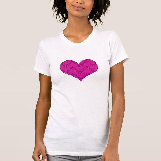 Camiseta corazón rosado 3 (Anverso)
