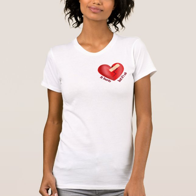 Camiseta Corazón roto sanado con parche y cita de vida (Anverso)