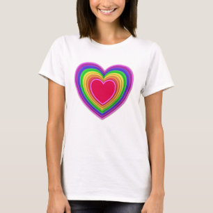 Camiseta Corazones en capas 3D en colores de arcoíris