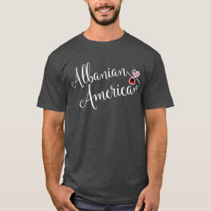 Camiseta Corazones entrelazados albaneses-estadounidenses