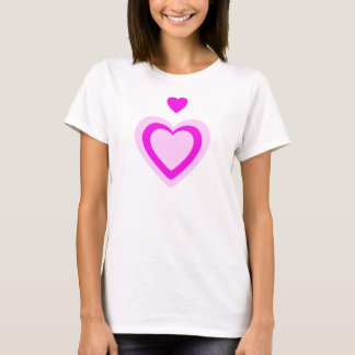 CAMISETA CORAZONES FUCHSIA DE ROPA CLARA