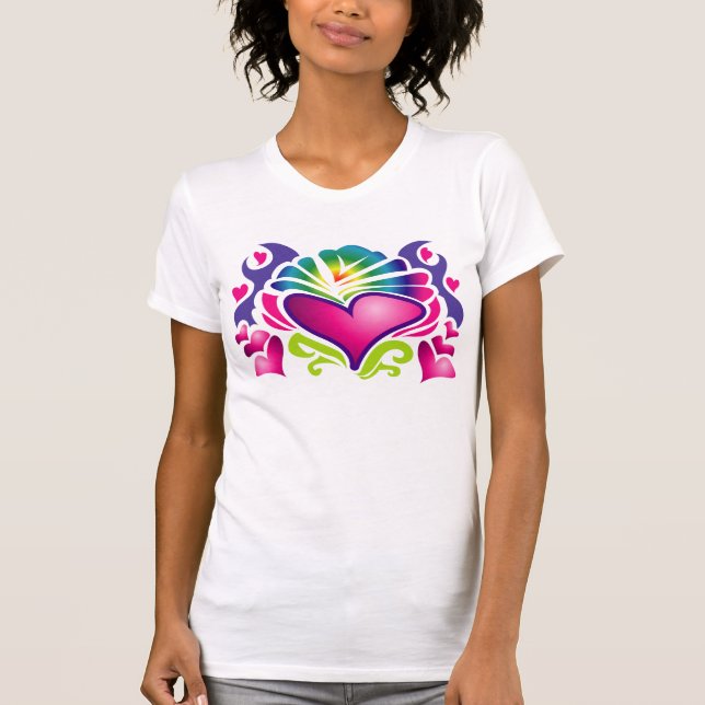 Camiseta Corazones rosados bonitos (Anverso)