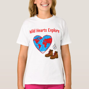 Camiseta Corazones Salvajes Exploran Mapa y Arte de Botas d