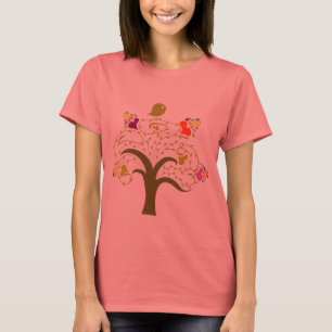 Camiseta Corazones Y Pájaros En Un Árbol Cuto