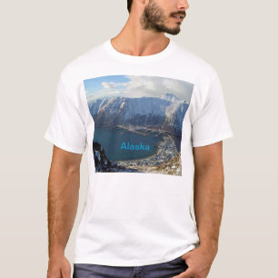 Camiseta Cordillera de Alaskan y ciudad por debajo