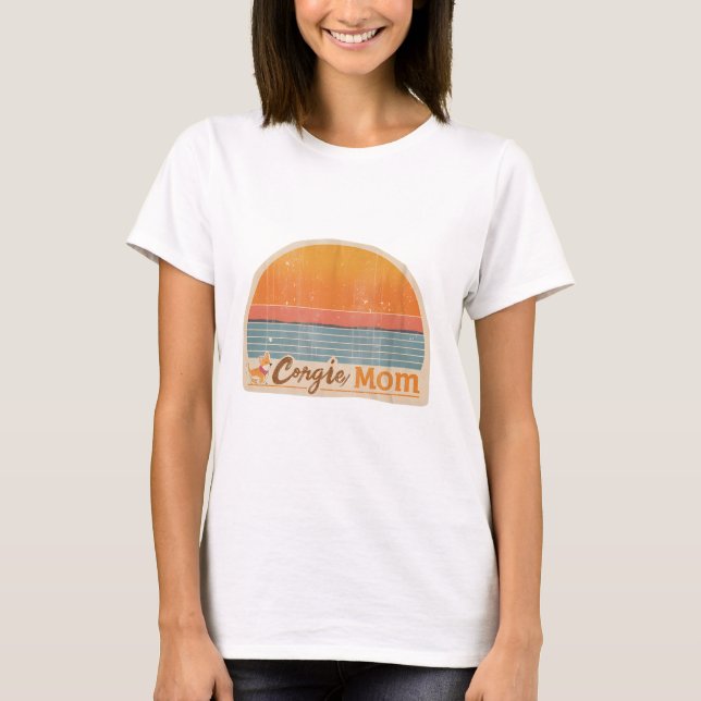 Camiseta Corgi Mom Retro 70s Sunset Tee (Anverso)