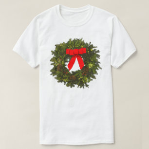 Camiseta Corona de Navidad con piñas y lazo rojo